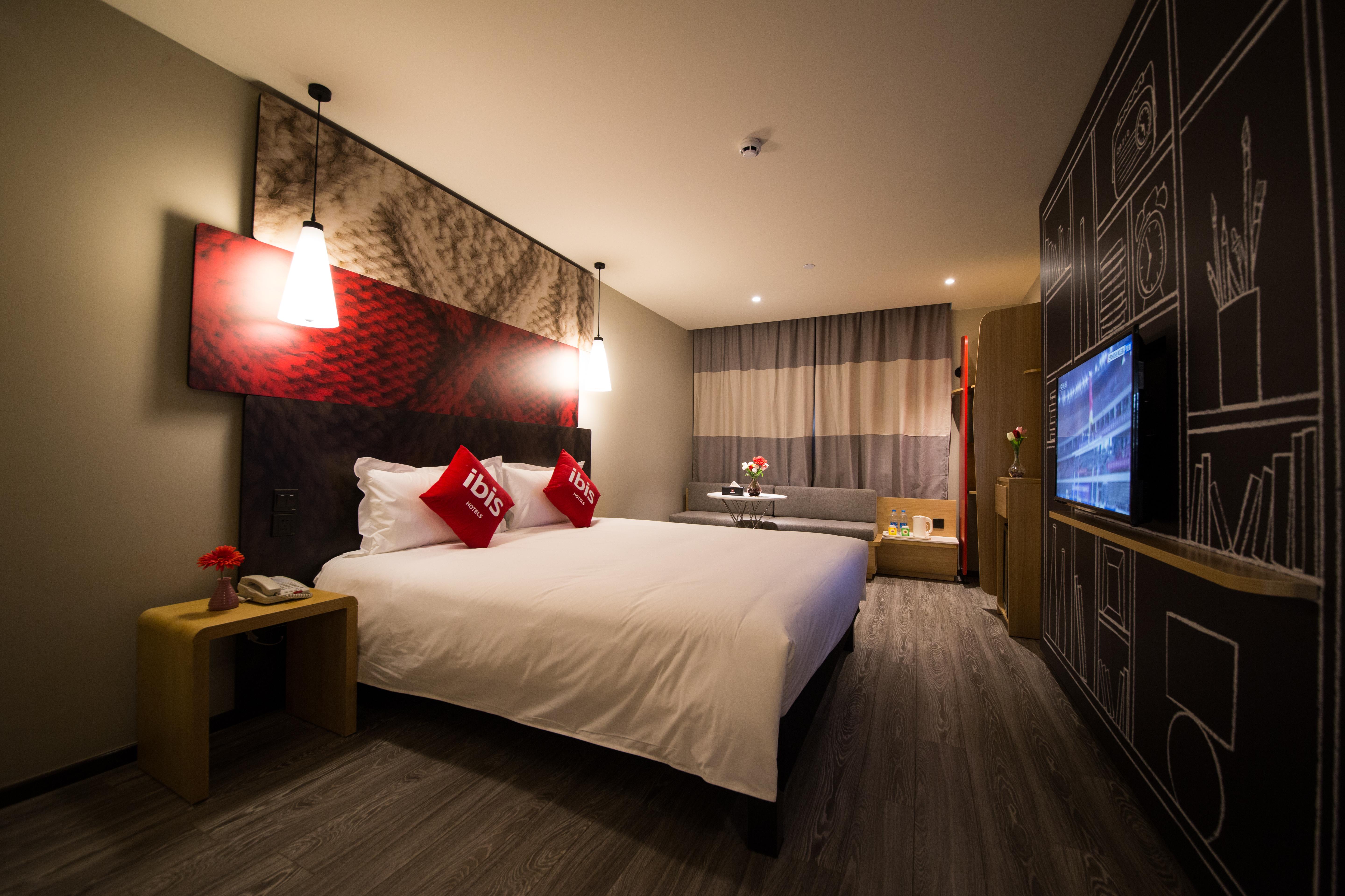Ibis Guangzhou Yuexiu Park Metro Station Hotel Exterior photo