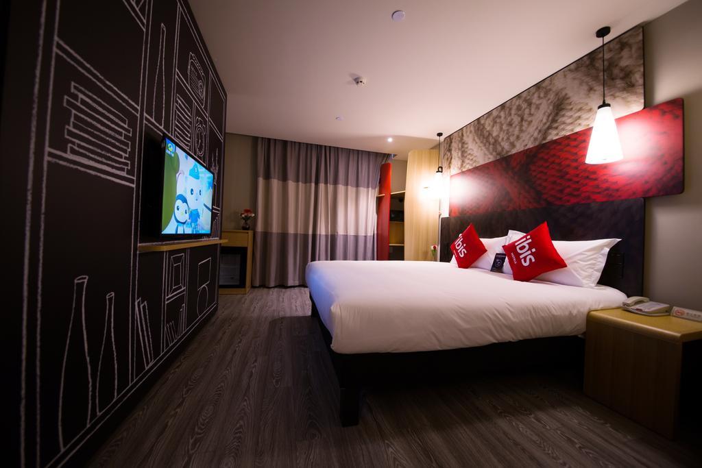 Ibis Guangzhou Yuexiu Park Metro Station Hotel Exterior photo